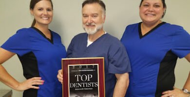 Robert J Rooney DDS in Slidell