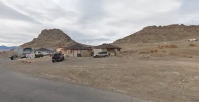 Wendover Dental Care: Korner Karl DDS in Wendover